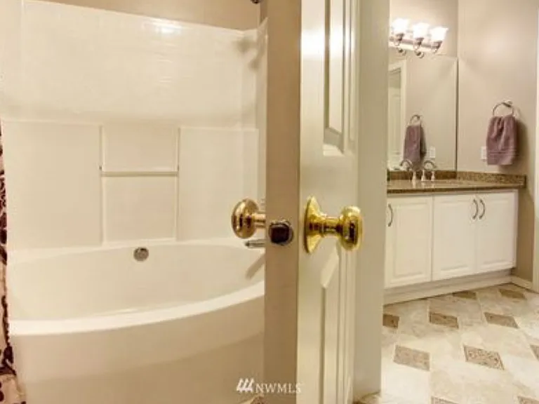 Separated toilet and shower
