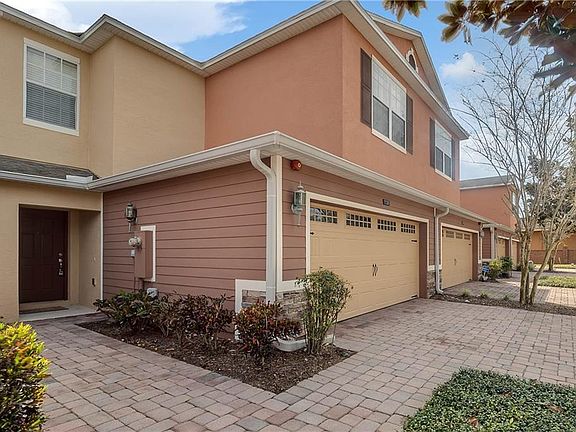 2nd image of 1139 Priory Cir