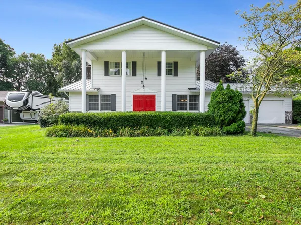 21964 Kimberly Dr, Goshen, IN 46526