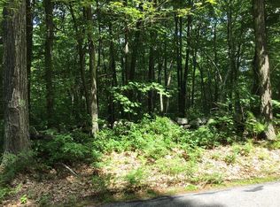 Kenwood Dr, Rutland, MA 01543