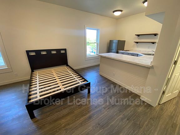 3rd image of 508 S 3rd St W #206