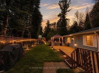 126 Pinecrest Ave, Wasaga Beach, ON L9Z1X3