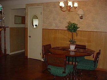 5th image of 27101 Elinore Ave