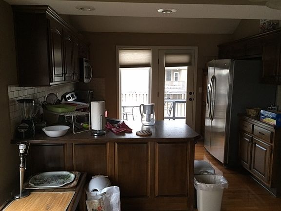 5th image of 12209 Bennington St