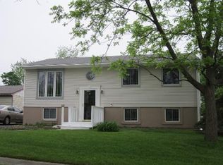 19511 Sycamore St, Mokena, IL 60448