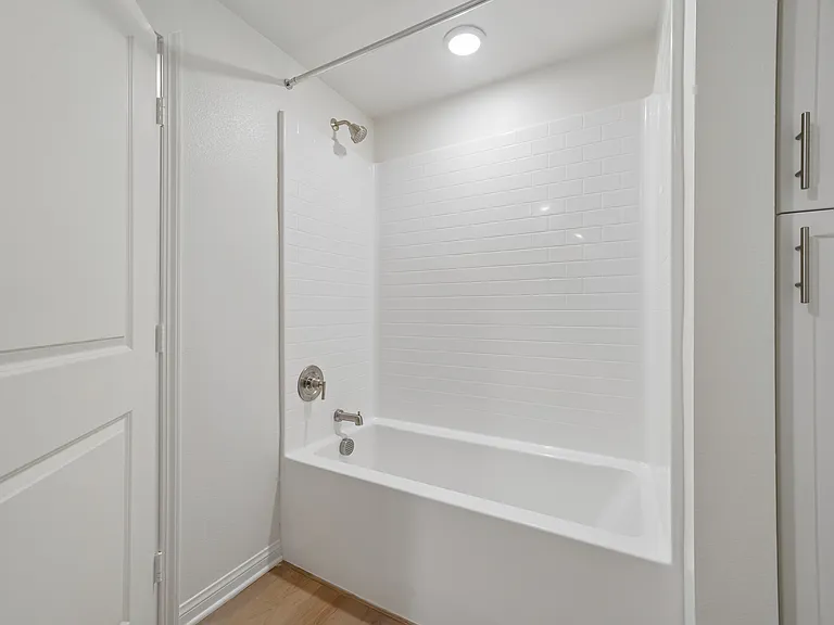 Gallery Park Apartments — Photo 95