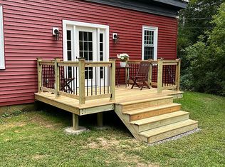 59 Troop Rd, Pittston, ME 04345