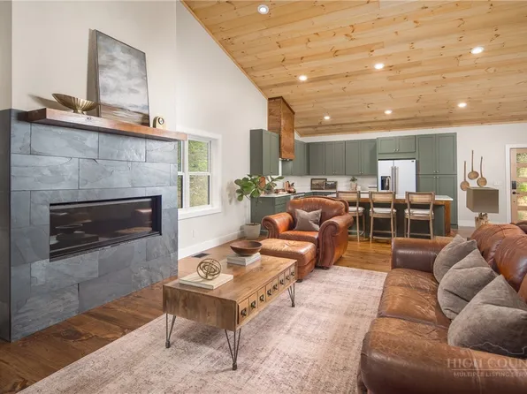 207 Laurel Canopy Lane, Boone, NC 28607