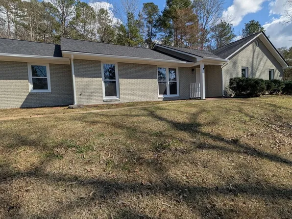 40 River Point Dr, Lagrange, GA 30240