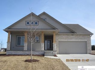 10710 Laramie St, Papillion, NE 68046