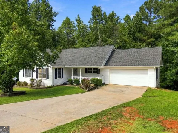 84 Barker Trail Rd, Cleveland, GA 30528