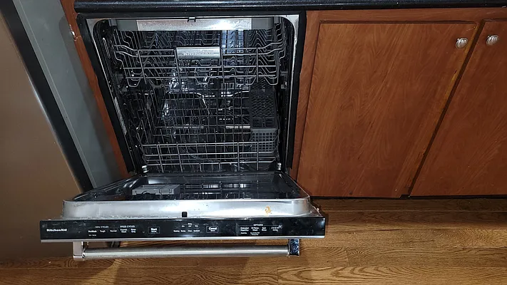 Rented by Obiajula Ugbomah, LREB | media 19