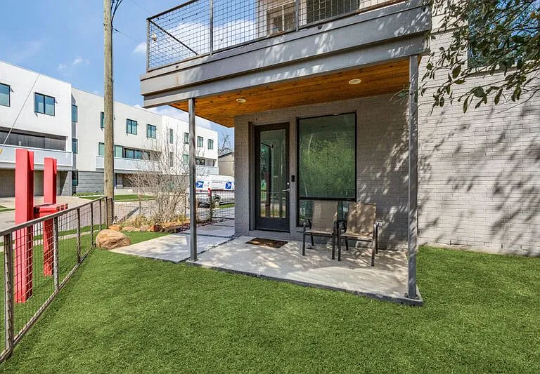 2522 N Henderson Ave #3 — Photo 15
