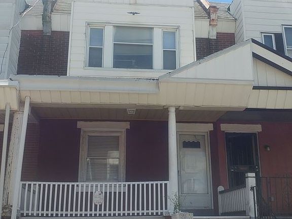 2nd image of 1942 W Carey St