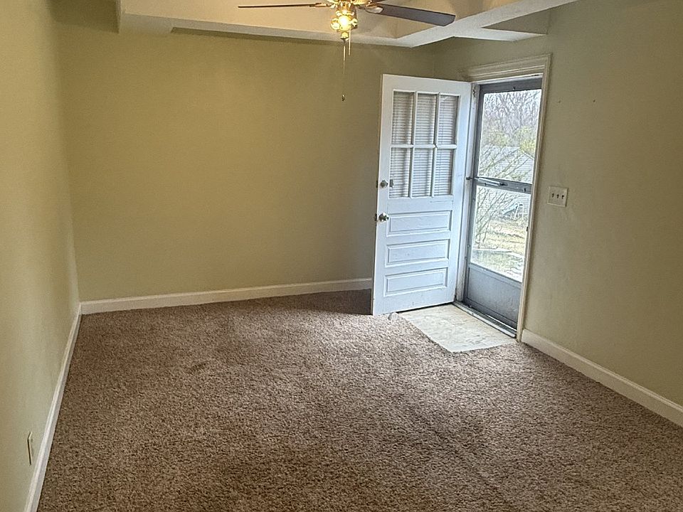 1st image of 4541 Golf Park Dr Unit 2