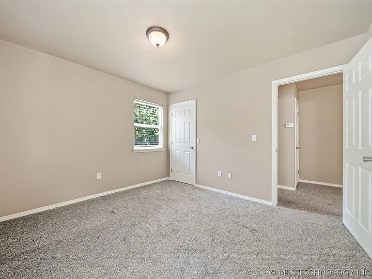 1411 W Haskell St — Photo 20