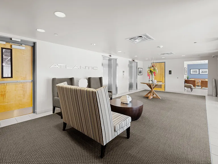 901 N Upper Broadway #1 — Photo 30