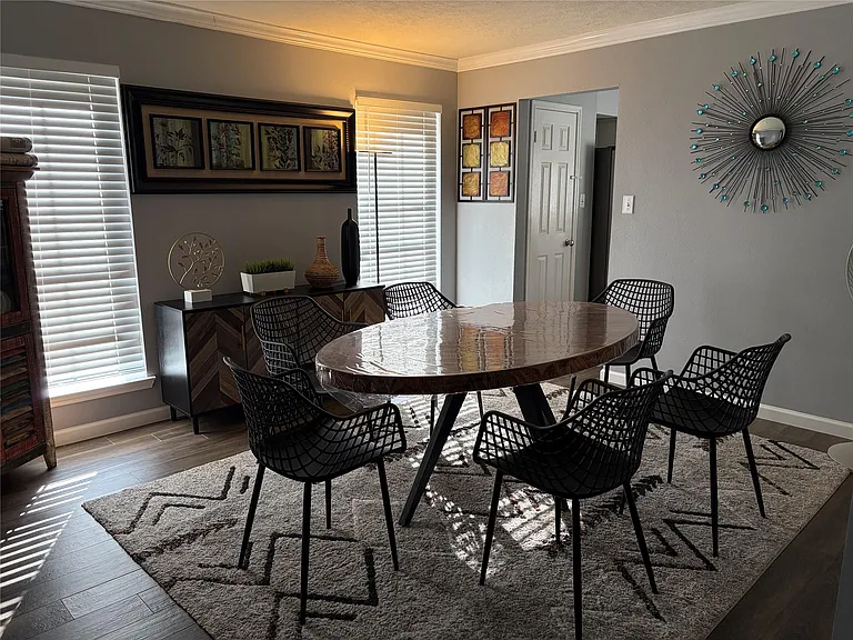 7231 Brockington Dr — Photo 3