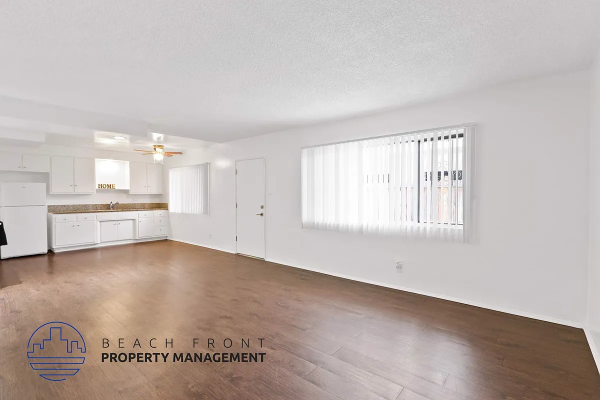 Building Photo - 768 Gaviota Ave.