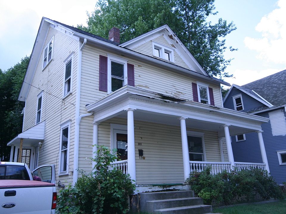 1st image of 993 Catherine St
