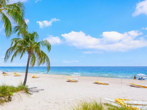 2555 NE 11th Street #404, Fort Lauderdale, FL 33304