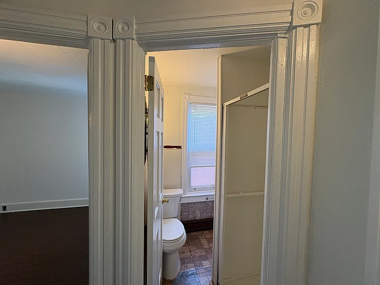 224 Charles St — Photo 10