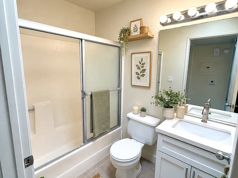 1749 Federal Ave #9 — Photo 5