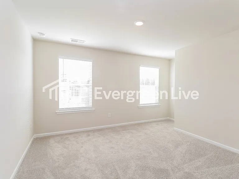1703 Heron Ct — Photo 12