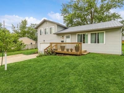 407 E 21st St S, Newton, IA, 50208