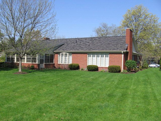 2nd image of 1415 Brookpark Dr