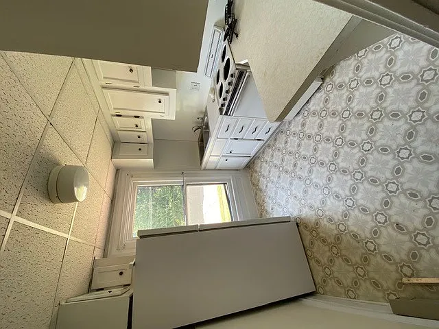 1 bed, 1.0 bath, 600 sqft, $600 — Photo 4