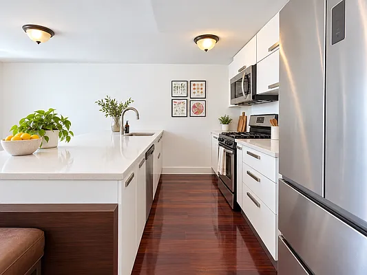 Kitchen, photo 1
