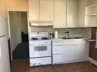 64 Riverside St, Watertown, MA 02472