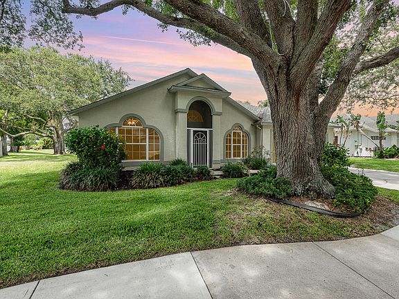 2nd image of 2852 Mariah Dr