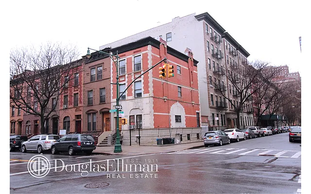 Rented by Douglas Elliman | media 16