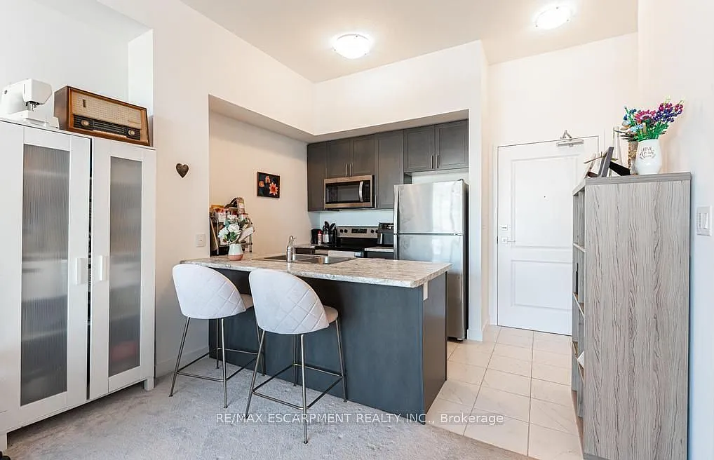 1 bed, $1,999 — Photo 4