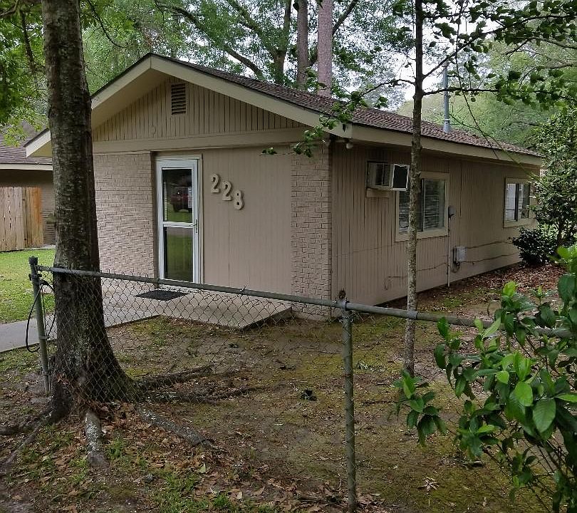 228 E 7th Ave Covington, LA Zillow Apartments for Rent in Covington