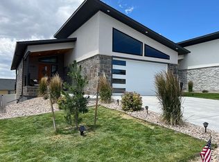 4100 Red Feather Trl, Cheyenne, WY 82001