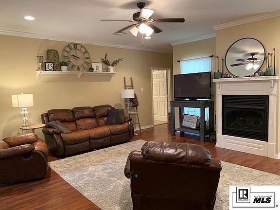 2nd image of 153 Curry Creek Dr