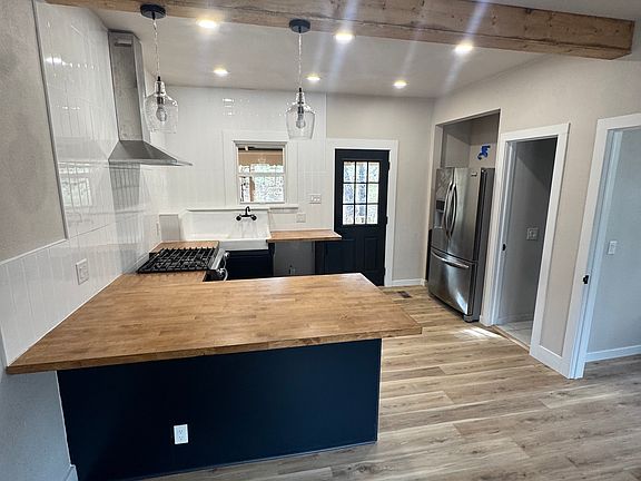 2nd image of 144 Crystal Park Rd #3