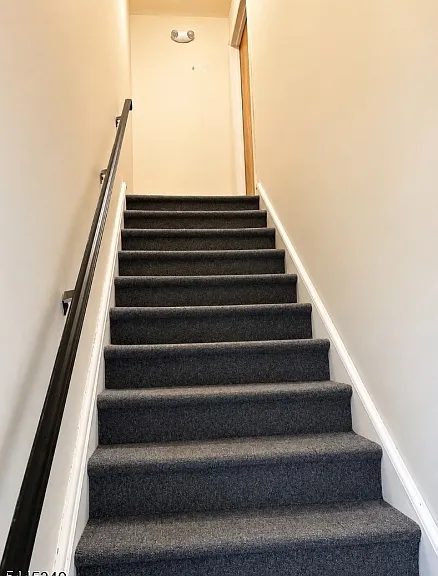 120 Fairview Ave #3B — Photo 4