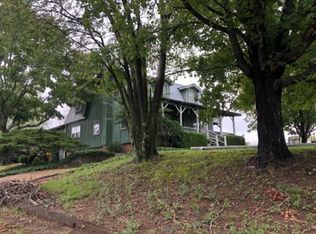 373 Farr Ln, Grant, AL 35747