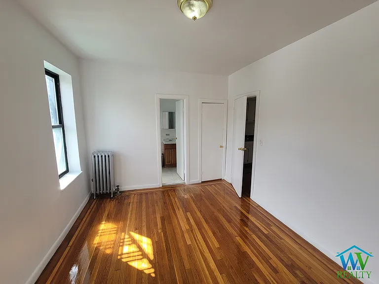 3230 Steuben Ave #1C — Photo 5