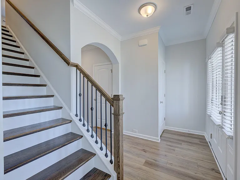 151 Brockway Dr — Photo 7