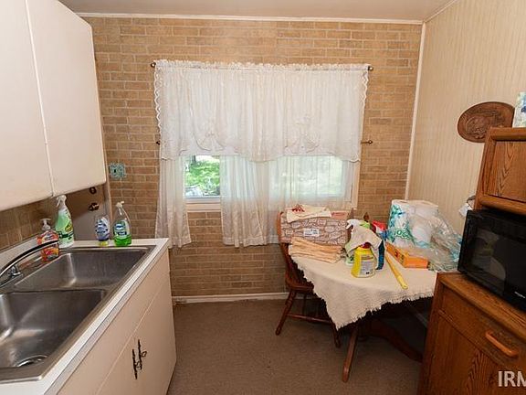 3rd image of 2022 Gertrude St