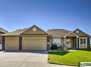 17327 Decatur St, Omaha, NE 68118