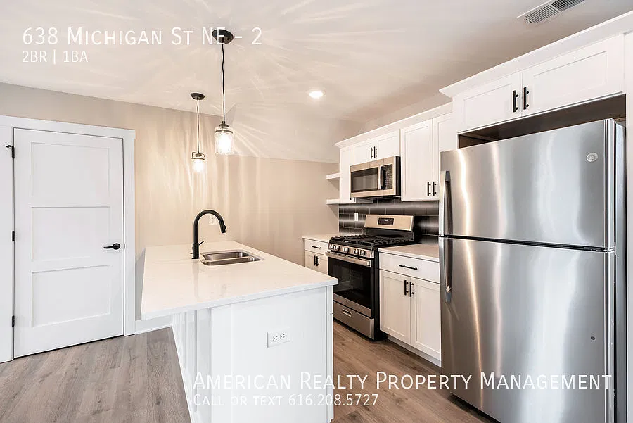 2 bed, 950 sqft, $1,950 — Photo 4