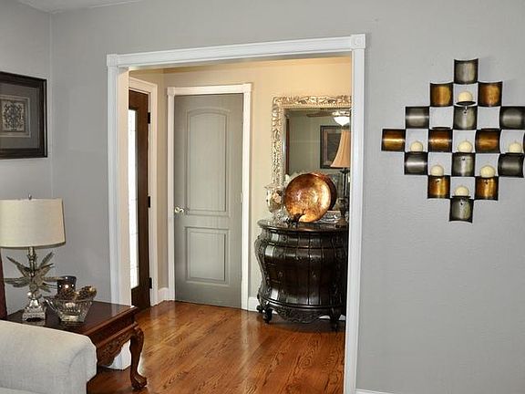 3rd image of 38636 N Pine Ave