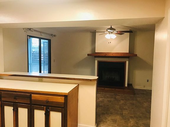 5th image of 234 Lake Shore Dr