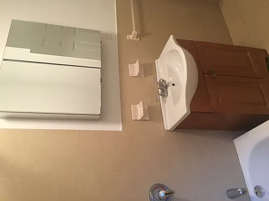 Rented by AJ Clarke | media 25